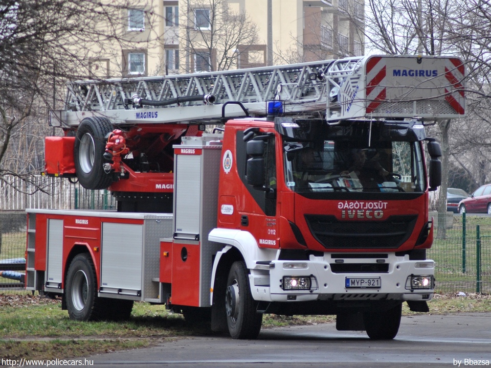 Iveco Trakker 410 e5 Magirus M42, Fõvárosi Katasztrófavédelmi Igazgatóság, fotó: Bbazsa
Keywords: tûzoltó tûzoltóautó tûzoltóság katasztrófavédelem magyar Magyarország MYP-921 fire firetruck Hungary hungarian