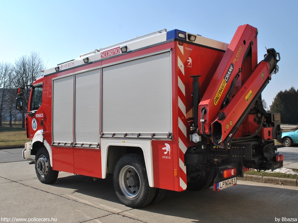 Renault Midlum 280 Heros Scorpio, Baranya Megyei Katasztrófavédelmi Igazgatóság, Mohácsi Katasztrófavédelmi Kirendeltség, Mohácsi Hivatásos Tûzoltóparancsnokság, fotó: Bbazsa
Keywords: tûzoltó tûzoltóautó tûzoltóság katasztrófavédelem magyar Magyarország LPN-451 fire firetruck Hungary hungarian