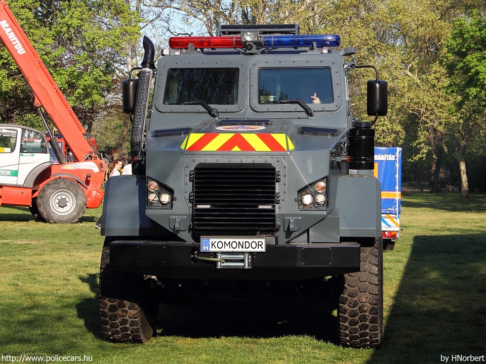 Komondor RDO-3221, MVM Paksi Atomerõmû Zrt., fotó: HNorbert
Keywords: tûzoltó tûzoltóautó tûzoltóság magyar Magyarország létesítményi fire firetruck Hungary hungarian