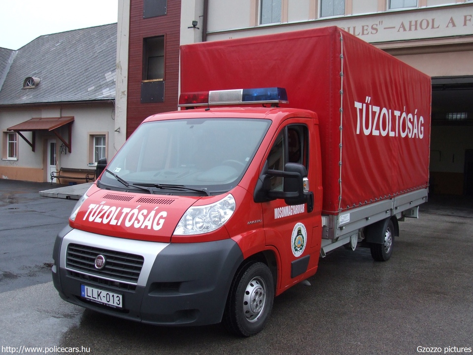 Fiat Ducato, Gyõr-Moson-Sopron Megyei Katasztrófavédelmi Igazgatóság, Mosonmagyaróvári Katasztrófavédelmi Kirendeltség, Mosonmagyaróvári Hivatásos Tûzoltóparancsnokság, fotó: Gzozzo pictures
Keywords: tûzoltóautó tûzoltóság tûzoltó magyar Magyarország katasztrófavédelem LLK-013 fire firetruck Hungary hungarian
