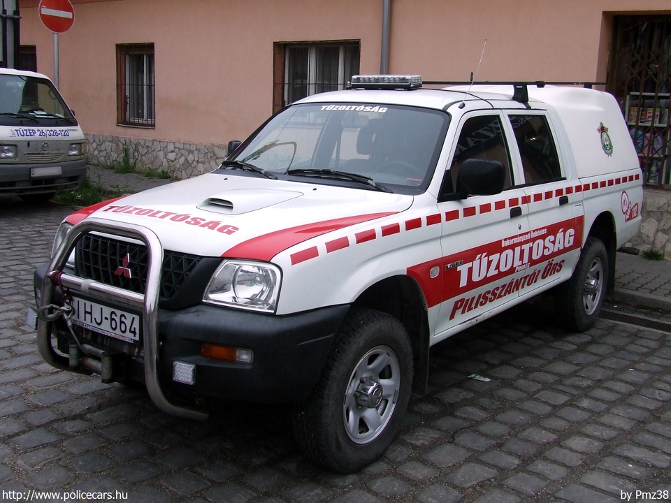 Mitsubishi L200, Pomázi Önkormányzati Tûzoltóparancsnokság, Pilisszántói Örs, fotó: Pmz38
Keywords: tûzoltóautó tûzoltóság tûzoltó magyar Magyarország katasztrófavédelem IHJ-164 fire firetruck Hungary hungarian