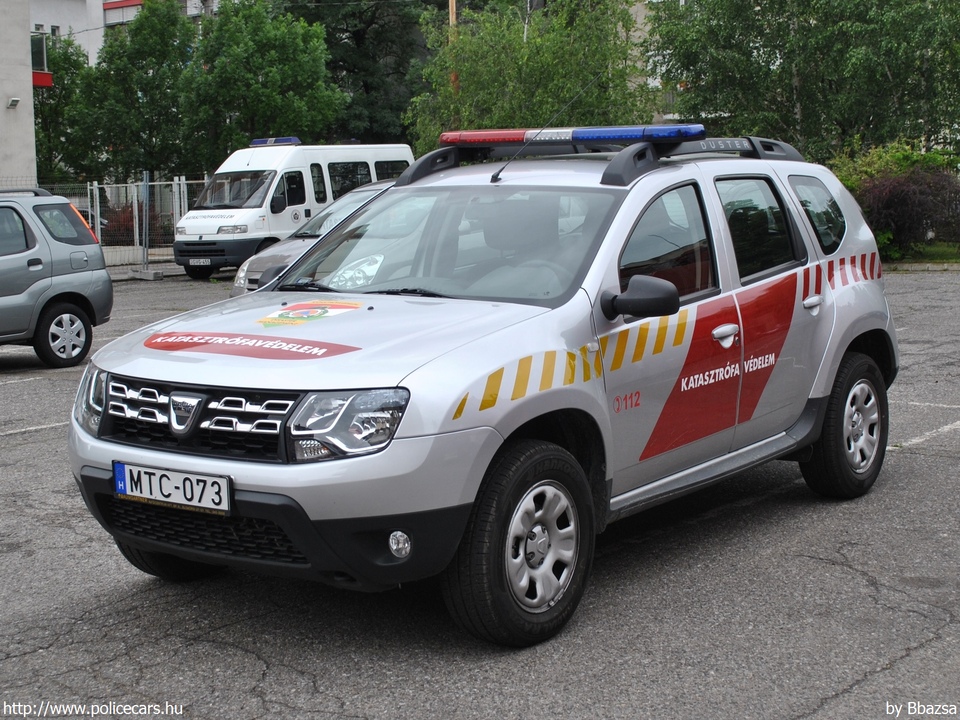 Dacia Duster, Fõvárosi Katasztrófavédelmi Igazgatóság, fotó: Bbazsa
Keywords: tûzoltóautó tûzoltóság tûzoltó magyar Magyarország katasztrófavédelem MTC-073 fire firetruck Hungary hungarian