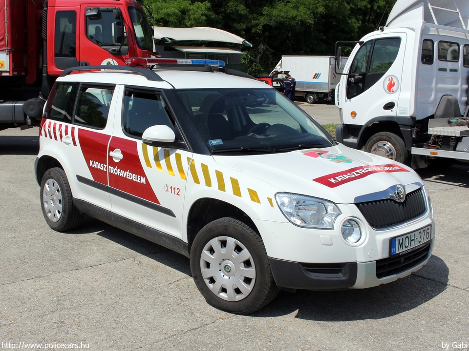 Skoda Yeti, fotó: Gabi
Keywords: tûzoltóautó tûzoltóság tûzoltó magyar Magyarország katasztrófavédelem fire firetruck Hungary hungarian MOH-376