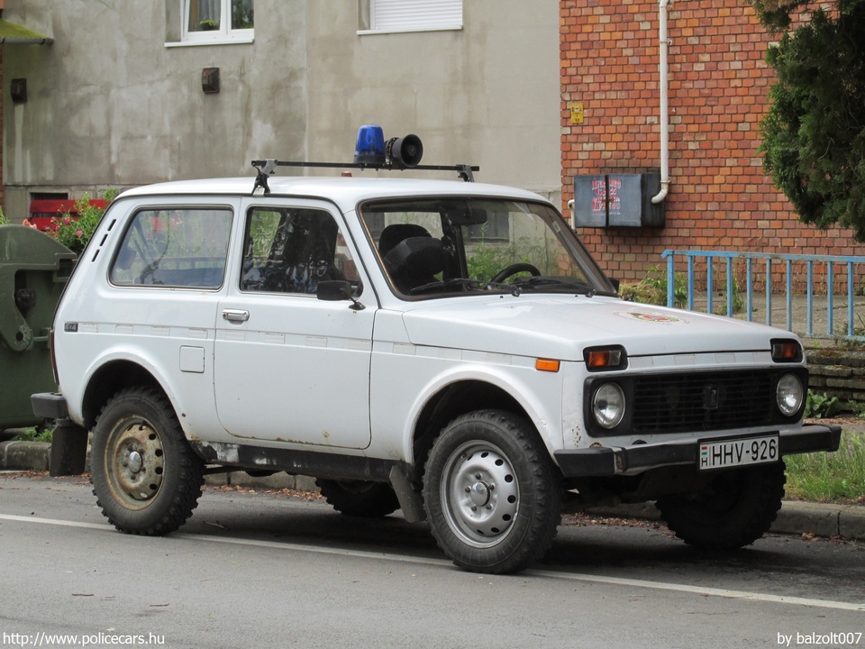 Lada Niva, fotó: balzolt007
Keywords: tûzoltóautó tûzoltóság tûzoltó magyar Magyarország katasztrófavédelem fire firetruck Hungary hungarian HHV-926