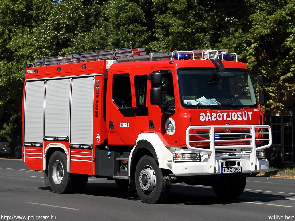 Renault Midlum 300 Heros Aquadux-X 2000, Csongrád Megyei Katasztrófavédelmi Igazgatóság, Szegedi Katasztrófavédelmi Kirendeltség, Szegedi Hivatásos Tûzoltóparancsnokság, fotó: HNorbert
Keywords: tûzoltóautó tûzoltóság tûzoltó magyar Magyarország katasztrófavédelem fire firetruck Hungary hungarian LZZ-058