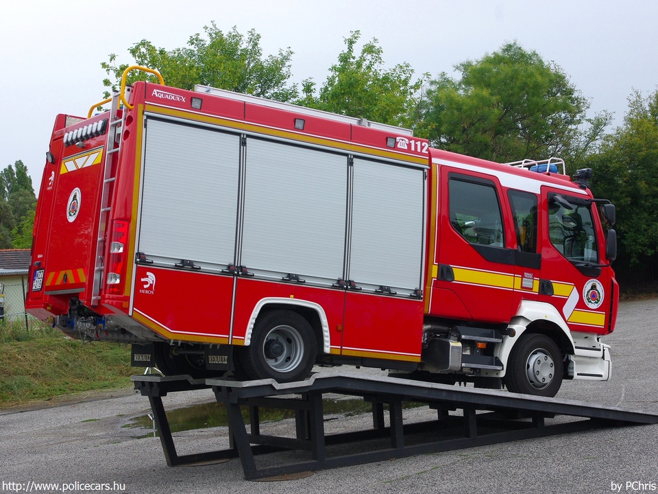 Renault D12 240 P4x2 HEROS Aquadux-X 1500, fotó: PChris
Keywords: tûzoltóautó tûzoltóság tûzoltó magyar Magyarország katasztrófavédelem fire firetruck Hungary hungarian MZZ-219