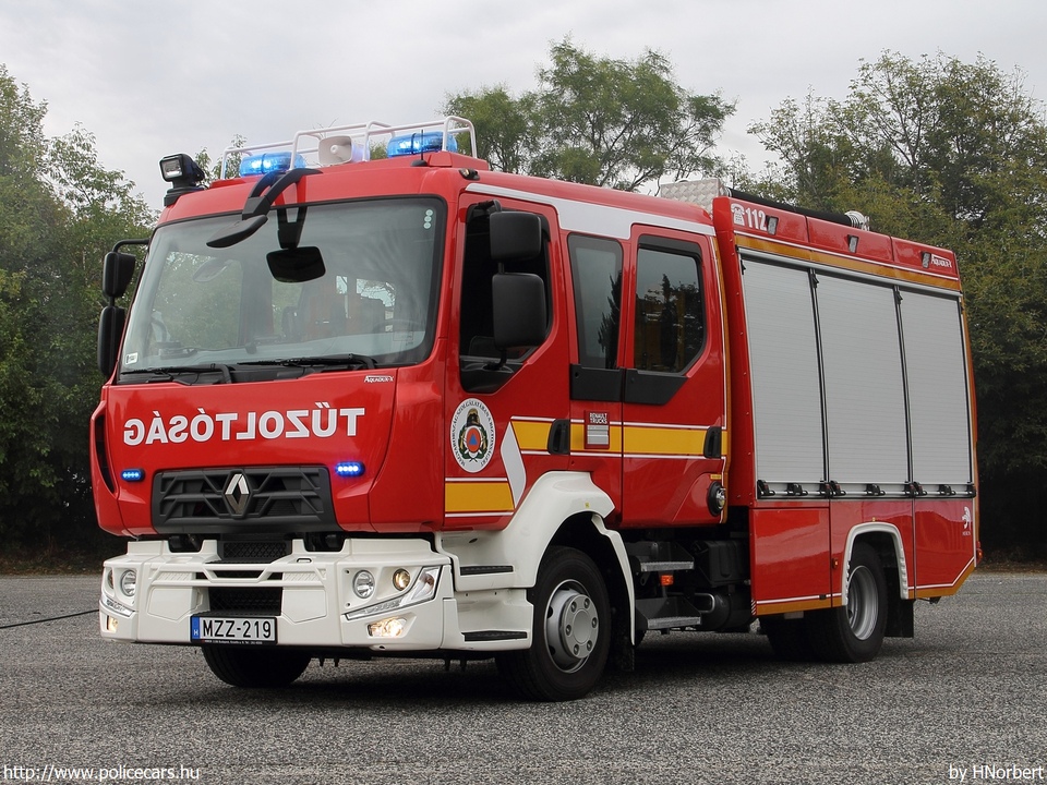 Renault D12 240 P4x2 HEROS Aquadux-X 1500, fotó: HNorbert
Keywords: tûzoltóautó tûzoltóság tûzoltó magyar Magyarország katasztrófavédelem fire firetruck Hungary hungarian MZZ-219