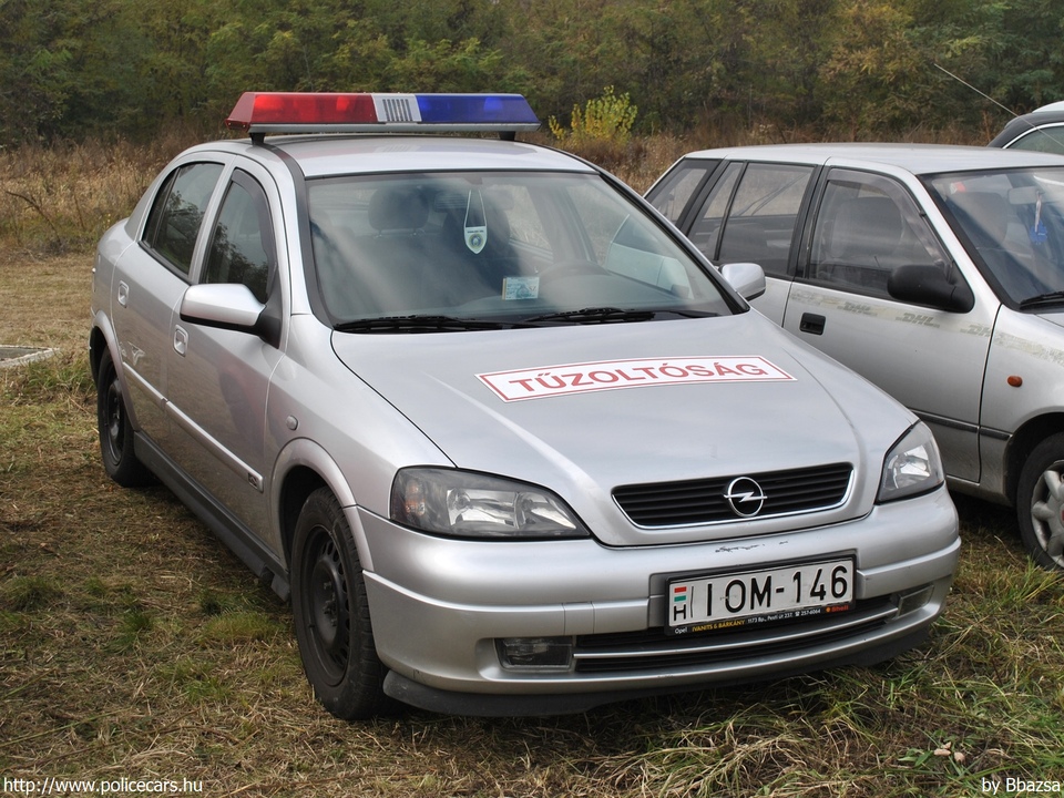 Opel Astra G, fotó: Bbazsa
Keywords: tûzoltóautó tûzoltóság tûzoltó magyar Magyarország katasztrófavédelem IOM-146 fire firetruck Hungary hungarian