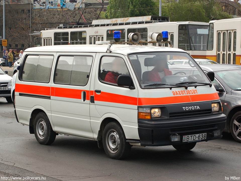 Toyota Hiace, Katasztrófavédelmi Oktatási Központ, fotó: MBen
Keywords: tûzoltóautó tûzoltóság tûzoltó magyar Magyarország katasztrófavédelem BTD-638 fire firetruck Hungary hungarian