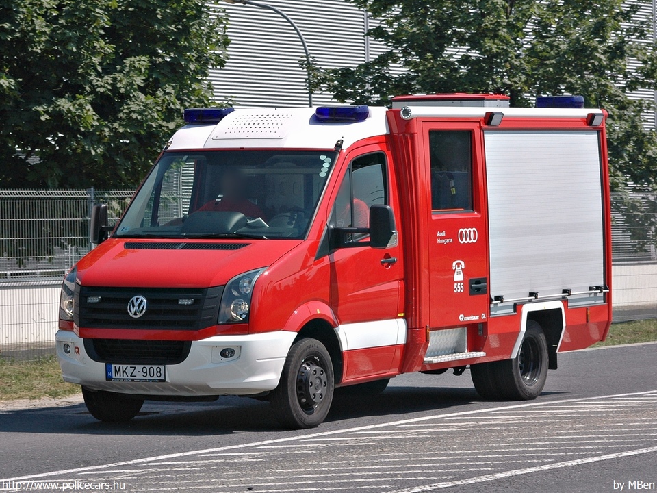 Volkswagen Crafter Rosenbauer TSF-W, Audi Hungaria Motor Kft., fotó: MBen
Keywords: tûzoltóautó tûzoltóság tûzoltó magyar Magyarország létesítményi MKZ-908 fire firetruck Hungary hungarian
