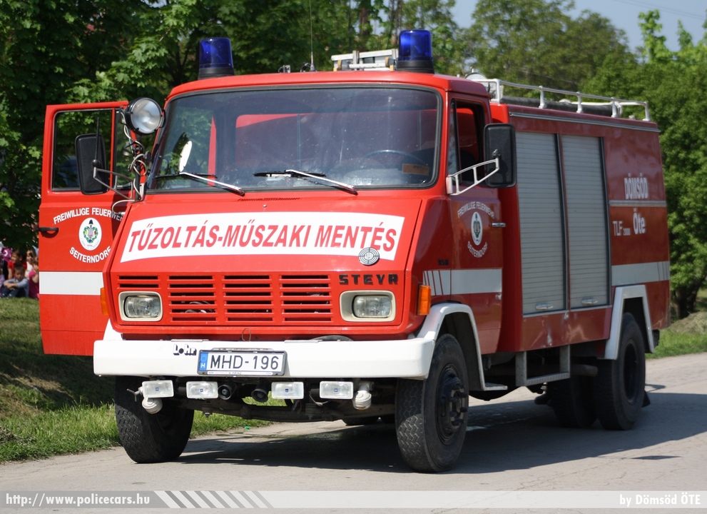 Steyr 590.132 TLF 2000, Dömsödi Önkéntes Tûzoltó Egyesület, fotó: Dömsöd ÖTE
Keywords: magyar Magyarország tûzoltó tûzoltóautó tûzoltóság ÖTE MHD-196 fire firetruck Hungary hungarian