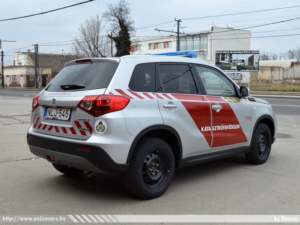 Suzuki Vitara, Fõvárosi Katasztrófavédelmi Igazgatóság, Dél-Pesti Katasztrófavédelmi Kirendeltség, fotó: Bbazsa
Keywords: tûzoltóautó tûzoltóság tûzoltó magyar Magyarország katasztrófavédelem NLJ-545 fire firetruck Hungary hungarian