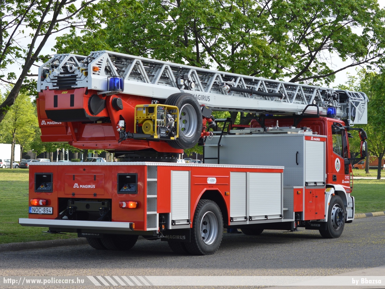 Iveco 180E32 Magirus M42L AS, Szabolcs-Szatmár-Bereg Megyei Katasztrófavédelmi Igazgatóság, Nyíregyházi Katasztrófavédelmi Kirendeltség, Nyíregyházi Hivatásos Tûzoltóparancsnokság, fotó: Bbazsa
Keywords: NOC-894 tûzoltóautó tûzoltóság tûzoltó magyar Magyarország katasztrófavédelem fire firetruck Hungary hungarian
