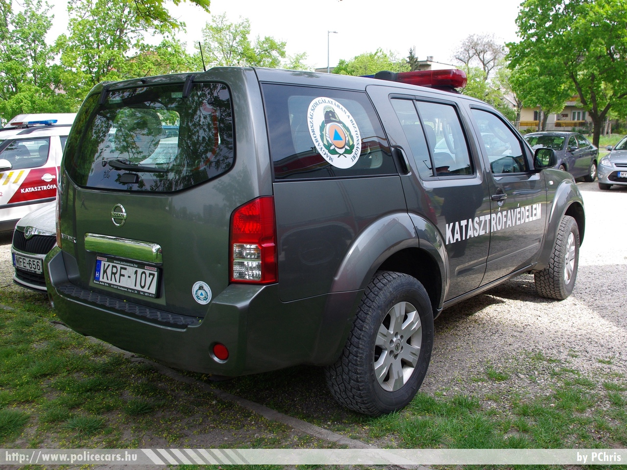 Nissan Pathfinder, fotó: PChris
Keywords: tûzoltóautó tûzoltóság tûzoltó magyar Magyarország katasztrófavédelem fire firetruck Hungary hungarian KRF-107