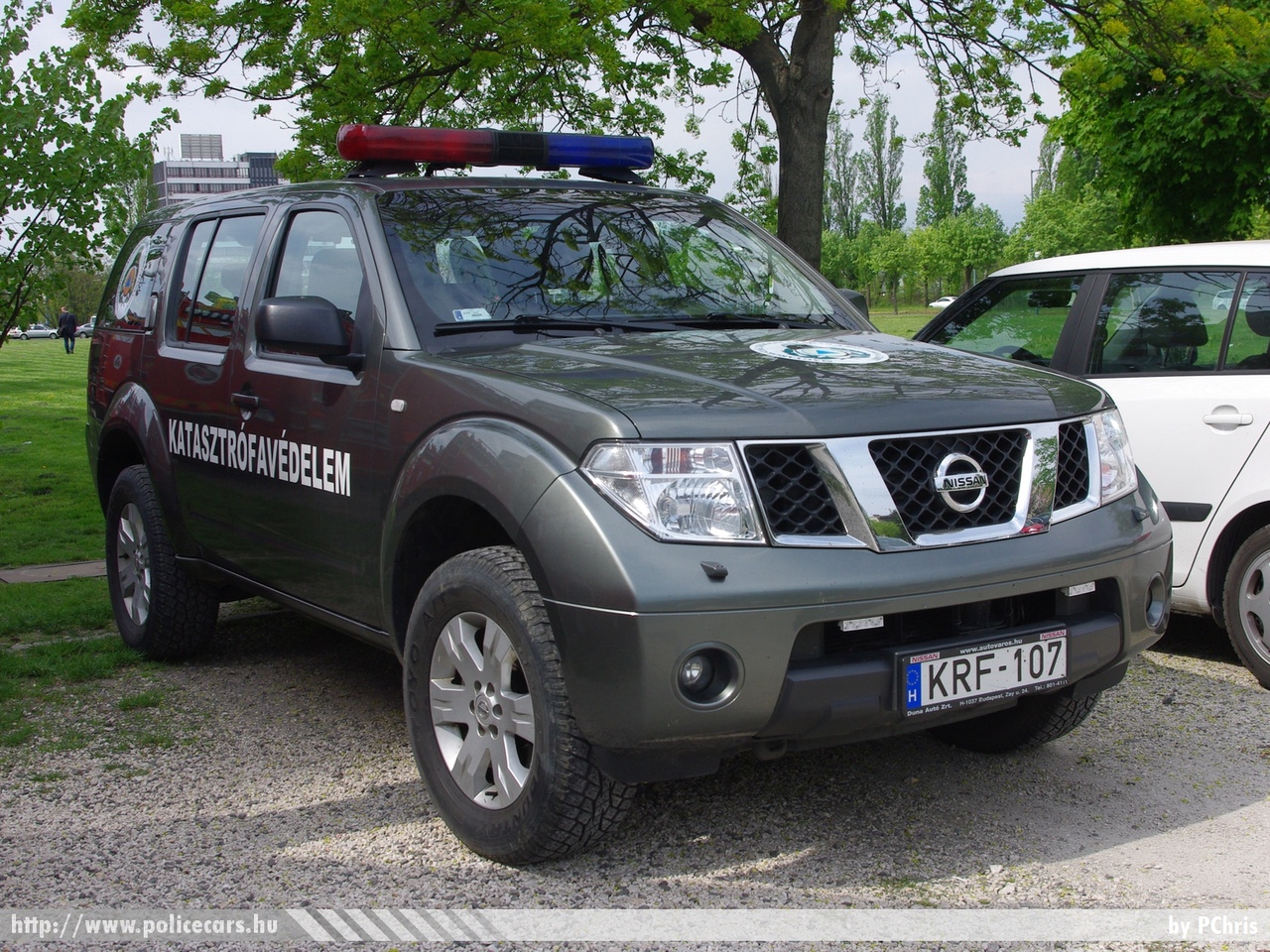 Nissan Pathfinder, fotó: PChris
Keywords: tûzoltóautó tûzoltóság tûzoltó magyar Magyarország katasztrófavédelem fire firetruck Hungary hungarian KRF-107
