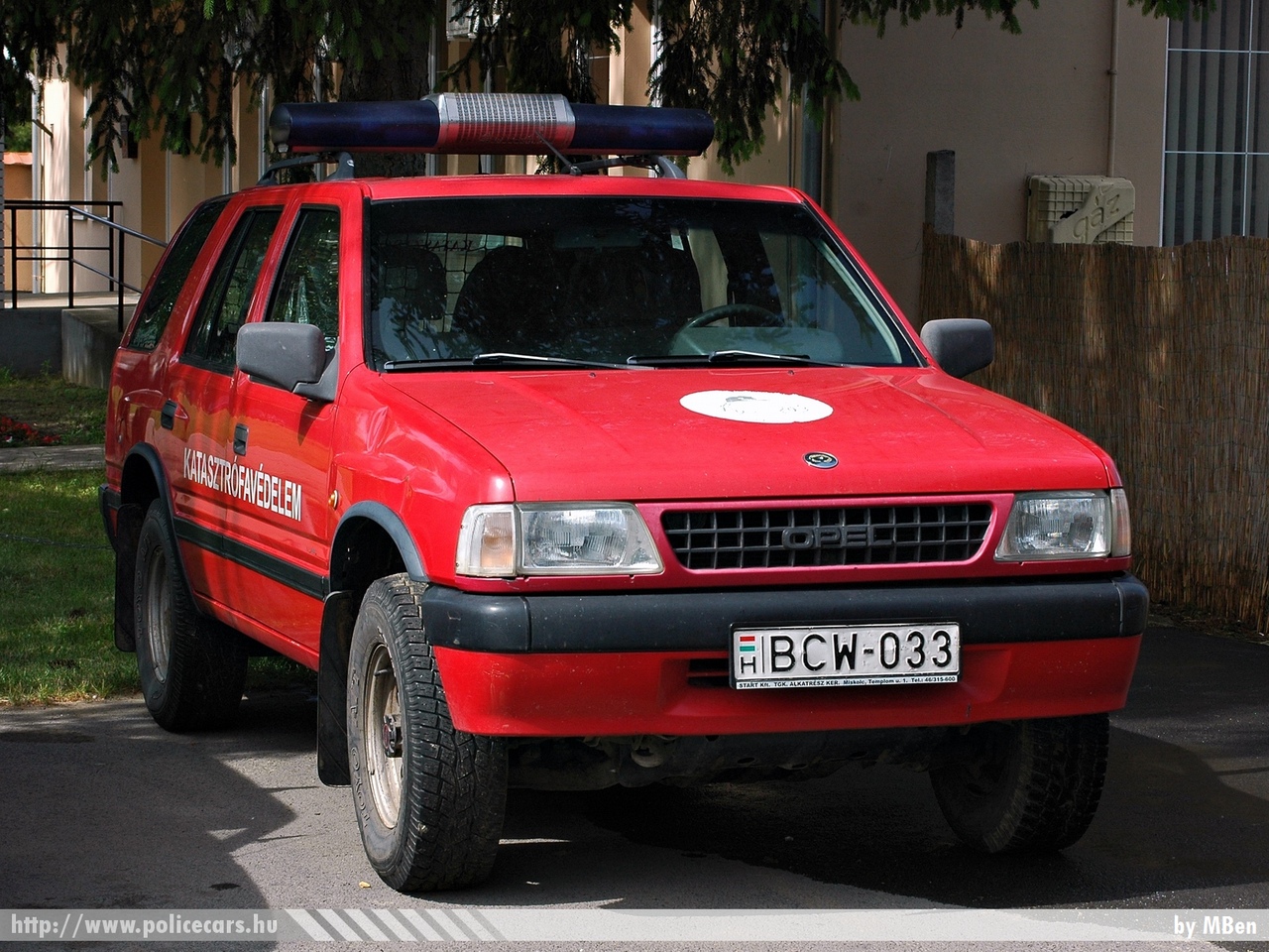 Opel Frontera 2.4D, Szabolcs-Szatmár-Bereg Megyei Katasztrófavédelmi Igazgatóság, fotó: MBen
Keywords: tûzoltóautó tûzoltóság tûzoltó magyar Magyarország katasztrófavédelem BCW-033 fire firetruck Hungary hungarian