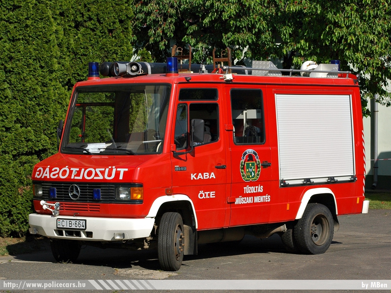 Mercedes-Benz Vario 814D, Kabai Önkéntes Tûzoltó Egyesület, fotó: MBen
Keywords: tûzoltó tûzoltóság tûzoltóautó ÖTE magyar Magyarország CIB-664 fire firetruck Hungary hungarian