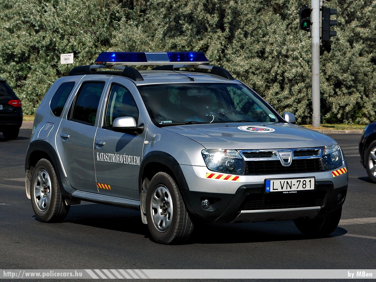 Dacia Duster, fotó: MBen
Keywords: tûzoltóautó tûzoltóság tûzoltó magyar Magyarország katasztrófavédelem LVN-781 fire firetruck Hungary hungarian