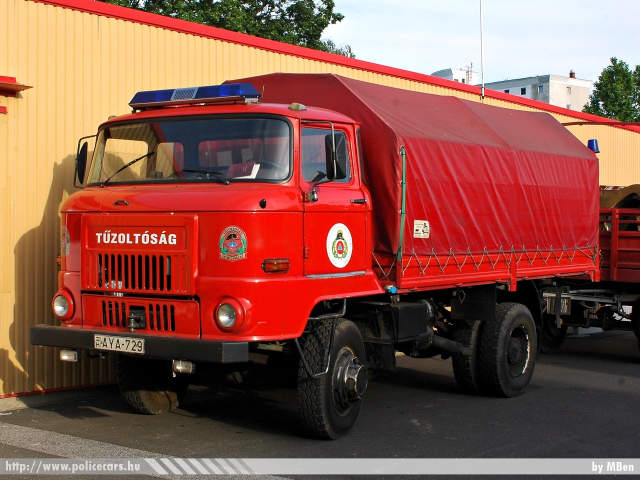 IFA L60, Szabolcs-Szatmár-Bereg Megyei Katasztrófavédelmi Igazgatóság, Nyíregyházi Katasztrófavédelmi Kirendeltség, Nyíregyházi Hivatásos Tûzoltóparancsnokság, fotó: MBen
Keywords: tûzoltóautó tûzoltóság tûzoltó magyar Magyarország katasztrófavédelem AYA-729 fire firetruck Hungary hungarian