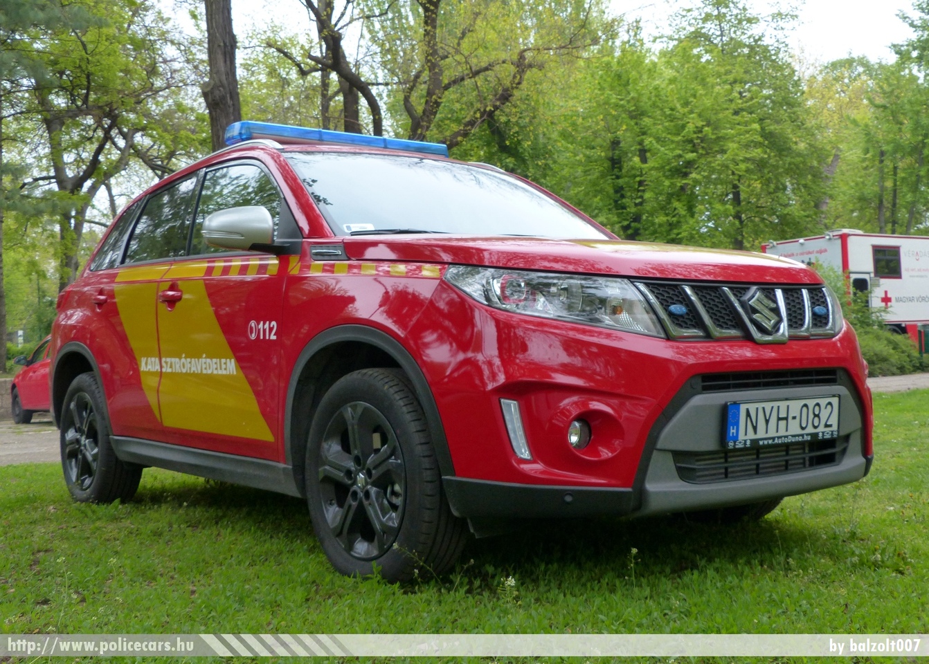 Suzuki Vitara, Fõvárosi Katasztrófavédelmi Igazgatóság, Közép-Pesti Katasztrófavédelmi Kirendeltség, fotó: balzoolt007
Keywords: tûzoltóautó tûzoltóság tûzoltó magyar Magyarország katasztrófavédelem NYH-082 fire firetruck Hungary hungarian