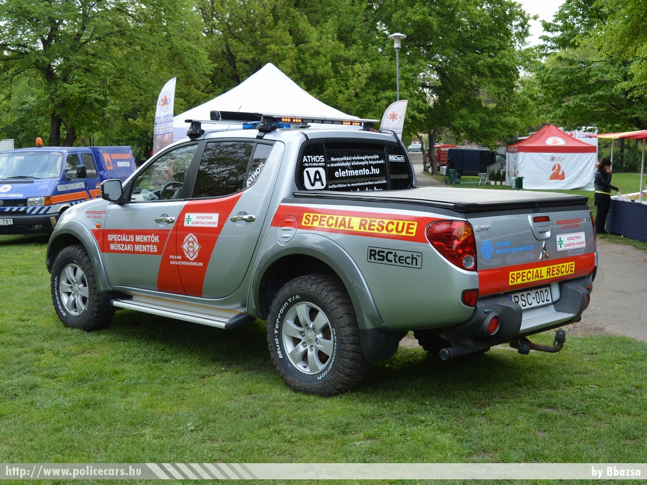 Mitsubishi L200, Folyami Katasztrófavédelem, fotó: Bbazsa
Keywords: RSC-002 magyar Magyarország speciális mentők Hungary hungarian special rescue