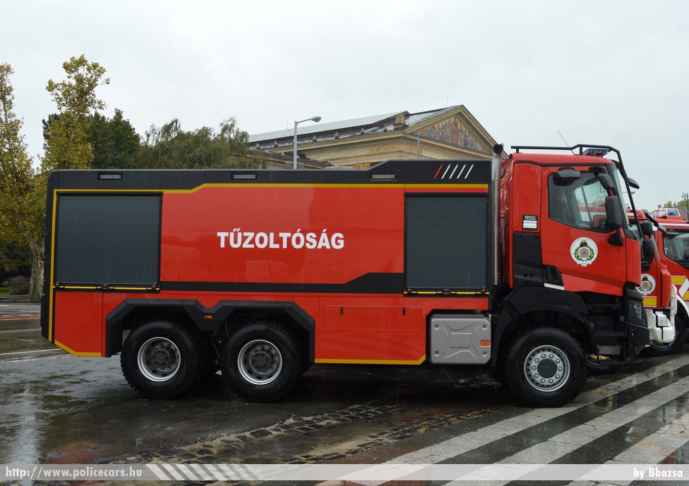 Renault K460 P6x6 Medium E6 BM Heros, fotó: Bbazsa
Keywords: fire tûzoltóautó tûzoltóság tûzoltó magyar Magyarország katasztrófavédelem firetruck Hungary hungarian