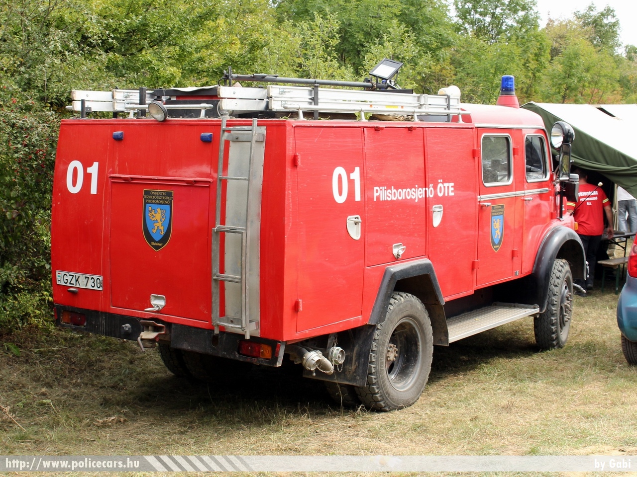 Mercedes 911, Pilisborosjenõi Önkéntes Tûzoltó Egyesület, fotó: Gabi
Keywords: ÖTE magyar Magyarország tûzoltó tûzoltóautó tûzoltóság Hungary hungarian fire firetruck GZK-730 