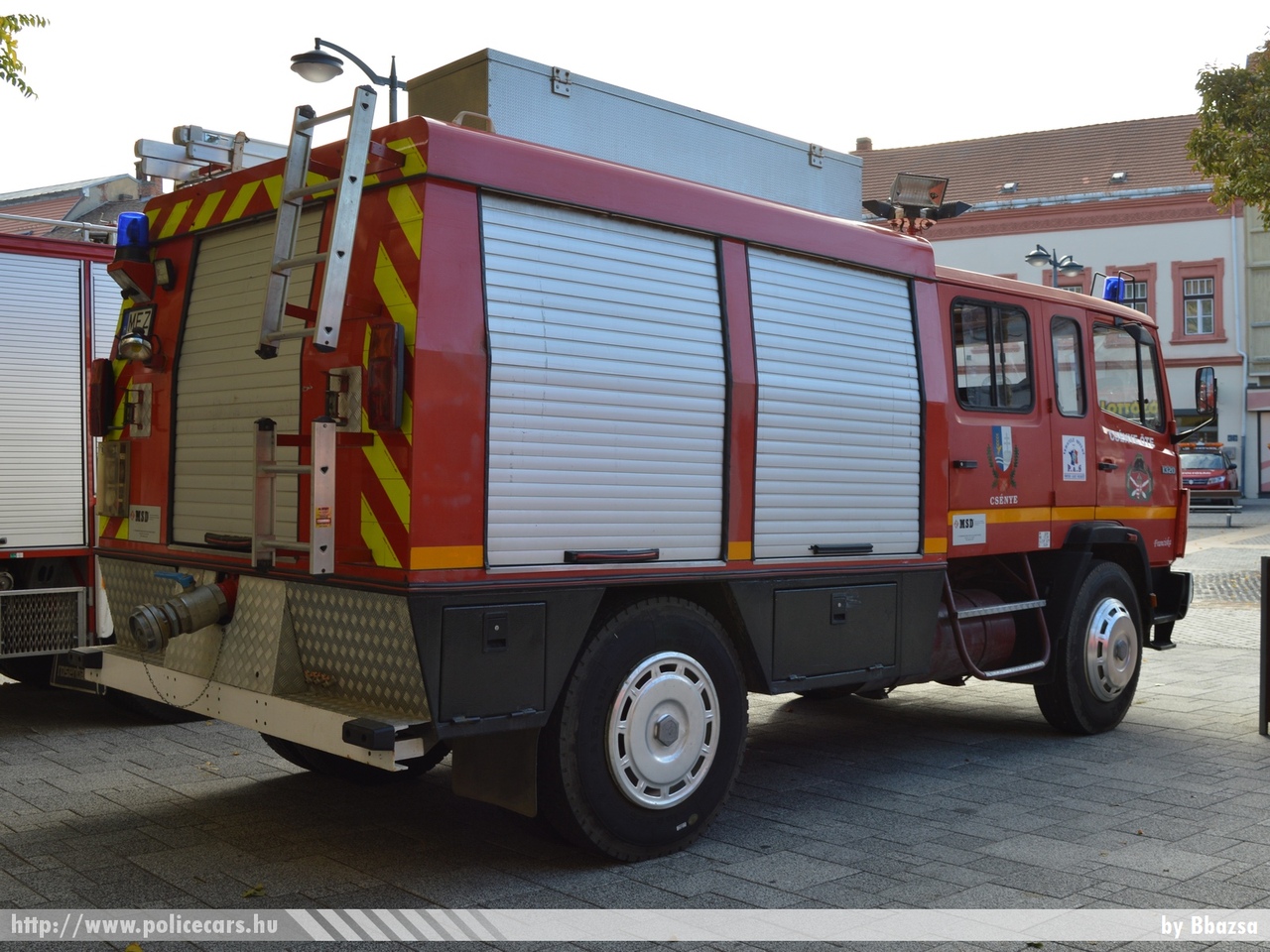 Mercedes-Benz 1320, Csényei Önkéntes Tûzoltó Egyesület, fotó: Bbazsa
Keywords: ÖTE magyar Magyarország tûzoltó tûzoltóautó tûzoltóság Hungary hungarian fire firetruck MEZ-251