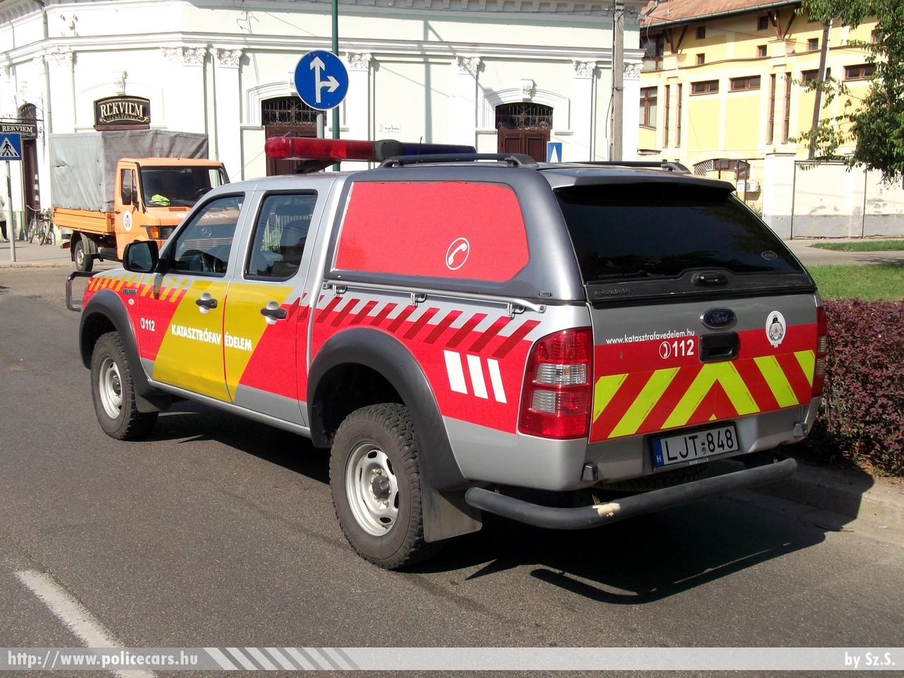 Ford Ranger, Békés Megyei Katasztrófavédelmi Igazgatóság, Orosházi Katasztrófavédelmi Kirendeltség, fotó: Sz. S. 
Keywords: tûzoltóautó tûzoltó tûzoltóság magyar Magyarország katasztrófavédelem LJT-848 fire firetruck Hungary hungarian