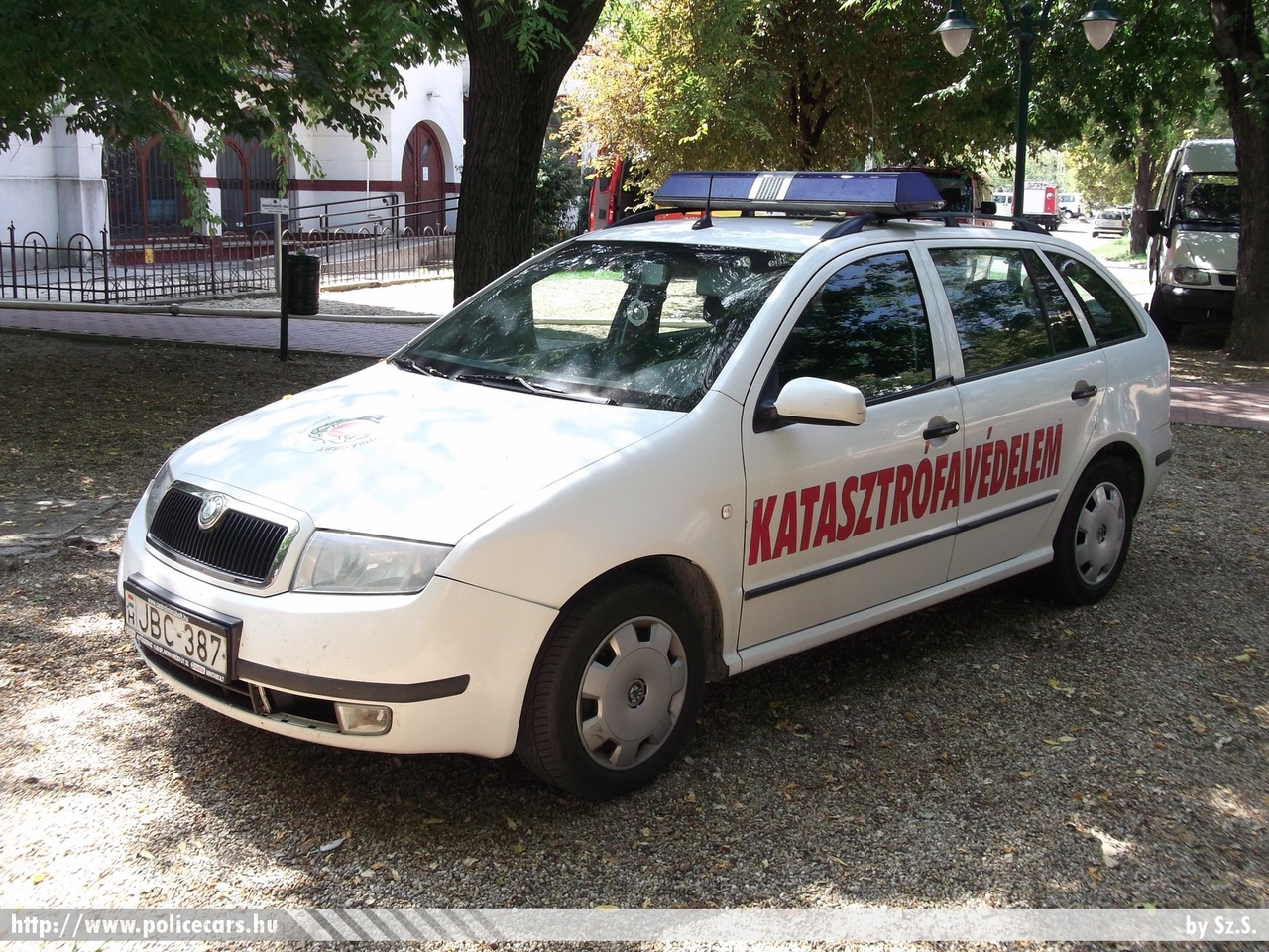 Skoda Fabia, fotó: Sz.S.
Keywords: tûzoltóautó tûzoltó tûzoltóság magyar Magyarország katasztrófavédelem JBC-387 fire firetruck Hungary hungarian