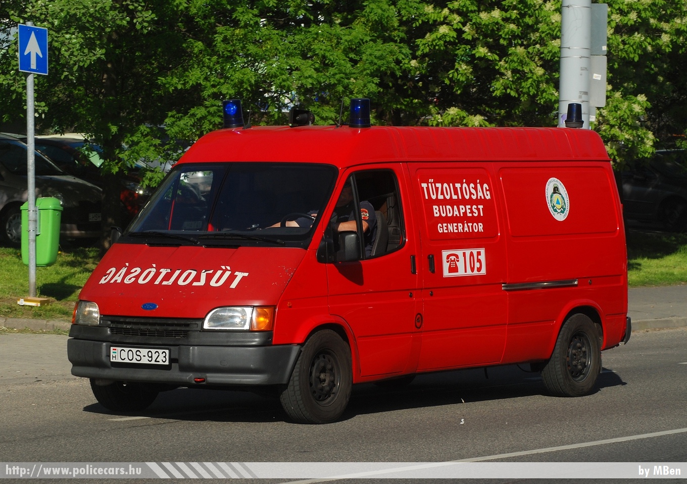 Ford Transit, Fõvárosi Katasztrófavédelmi Igazgatóság, Budapest, fotó: MBen
Keywords: COS-923  tûzoltóautó tûzoltóság tûzoltó magyar Magyarország katasztrófavédelem  fire firetruck Hungary hungarian
