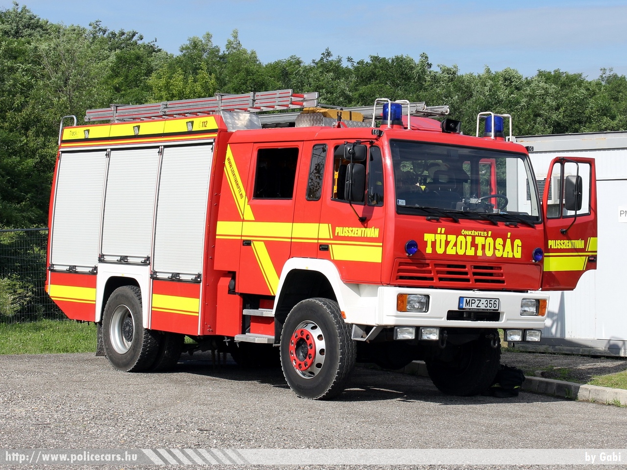 STEYR 16s26 4x4, Pilisszentiváni Önkéntes Tûzoltó Egyesület, fotó: Gabi
Keywords: ÖTE magyar Magyarország tûzoltó tûzoltóautó tûzoltóság Hungary hungarian fire firetruck MPZ-356
