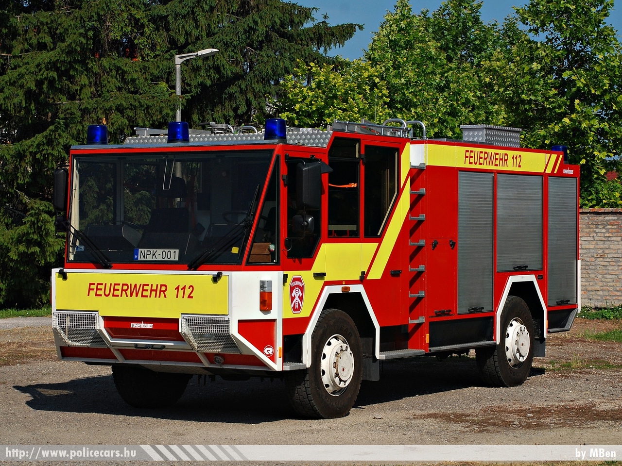 Rosenbauer Falcon Titan, Dunaföldvári Önkéntes Tûzoltó Egyesület, fotó: MBen
Keywords: NPK-001 ÖTE magyar Magyarország tûzoltó tûzoltóautó tûzoltóság Hungary hungarian fire firetruck  