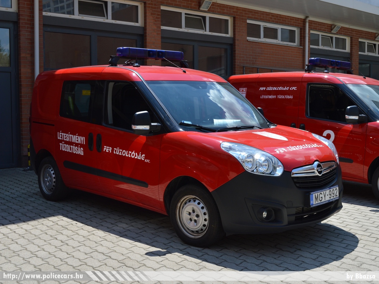 Opel Combo, [url=http://www.fer.hu/]FER Tûzoltóság[/url], Százhalombatta, fotó: Bbazsa
Keywords: MGY-992 létesítményi tûzoltó tûzoltóautó tûzoltóság magyar Magyarország fire firetruck Hungary hungarian