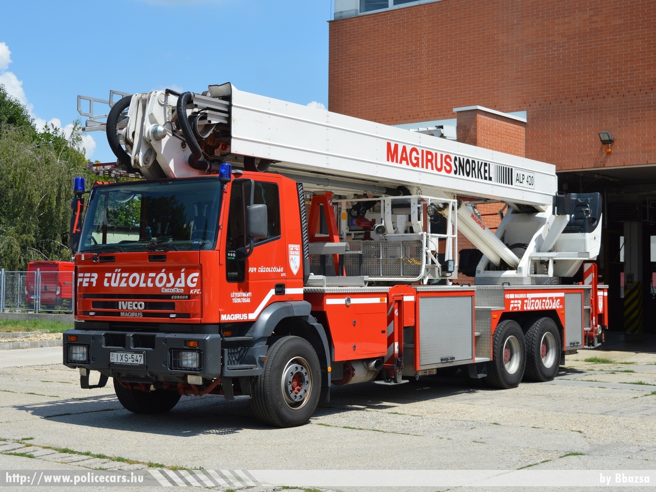Iveco Magirus Snorkel A420, [url=http://www.fer.hu/]FER Tûzoltóság[/url], Százhalombatta, fotó: Bbazsa
Keywords: létesítményi tûzoltó tûzoltóautó tûzoltóság magyar Magyarország fire firetruck Hungary hungarian IXS-547