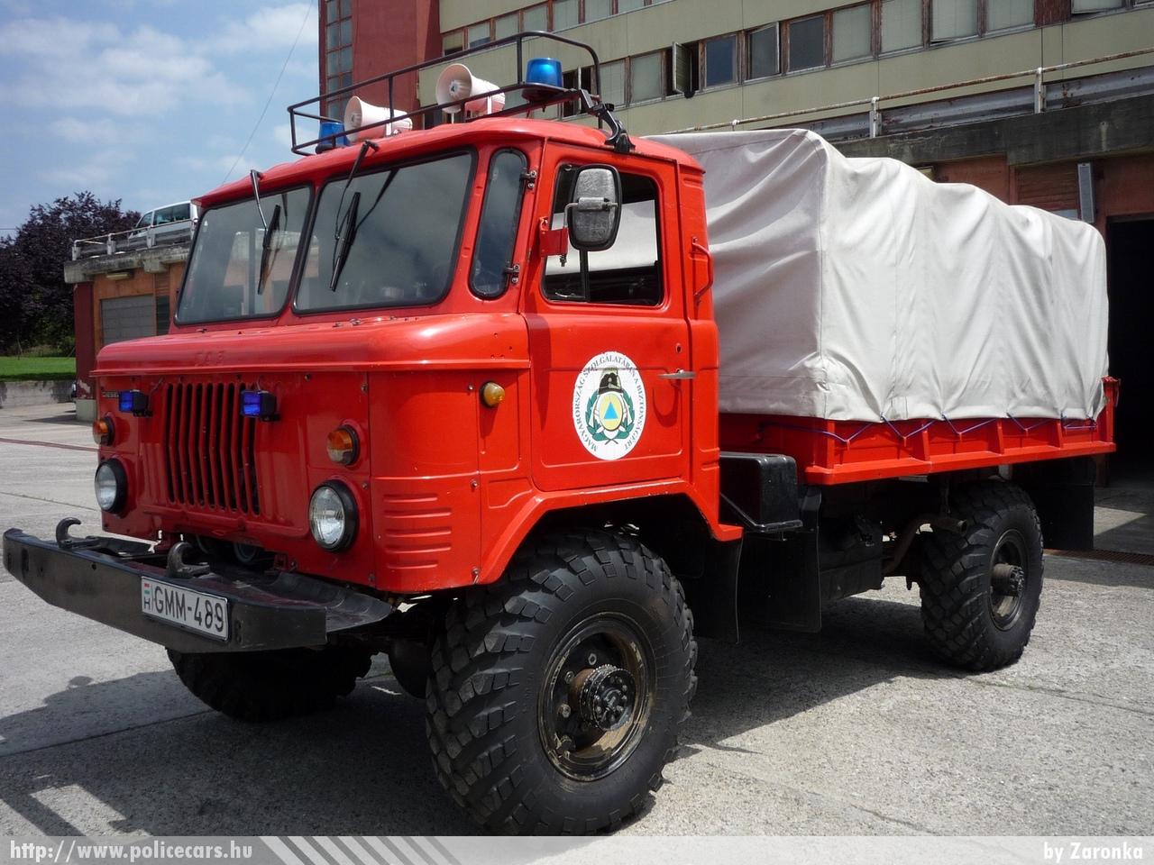 GAZ-66, Baranya Megyei Katasztrófavédelmi Igazgatóság, Pécsi Katasztrófavédelmi Kirendeltség, Pécsi Hivatásos Tûzoltóparancsnokság, fotó: Zaronka
Keywords: tûzoltóautó tûzoltó tûzoltóság magyar Magyarország katasztrófavédelem fire firetruck Hungary hungarian GMM-489