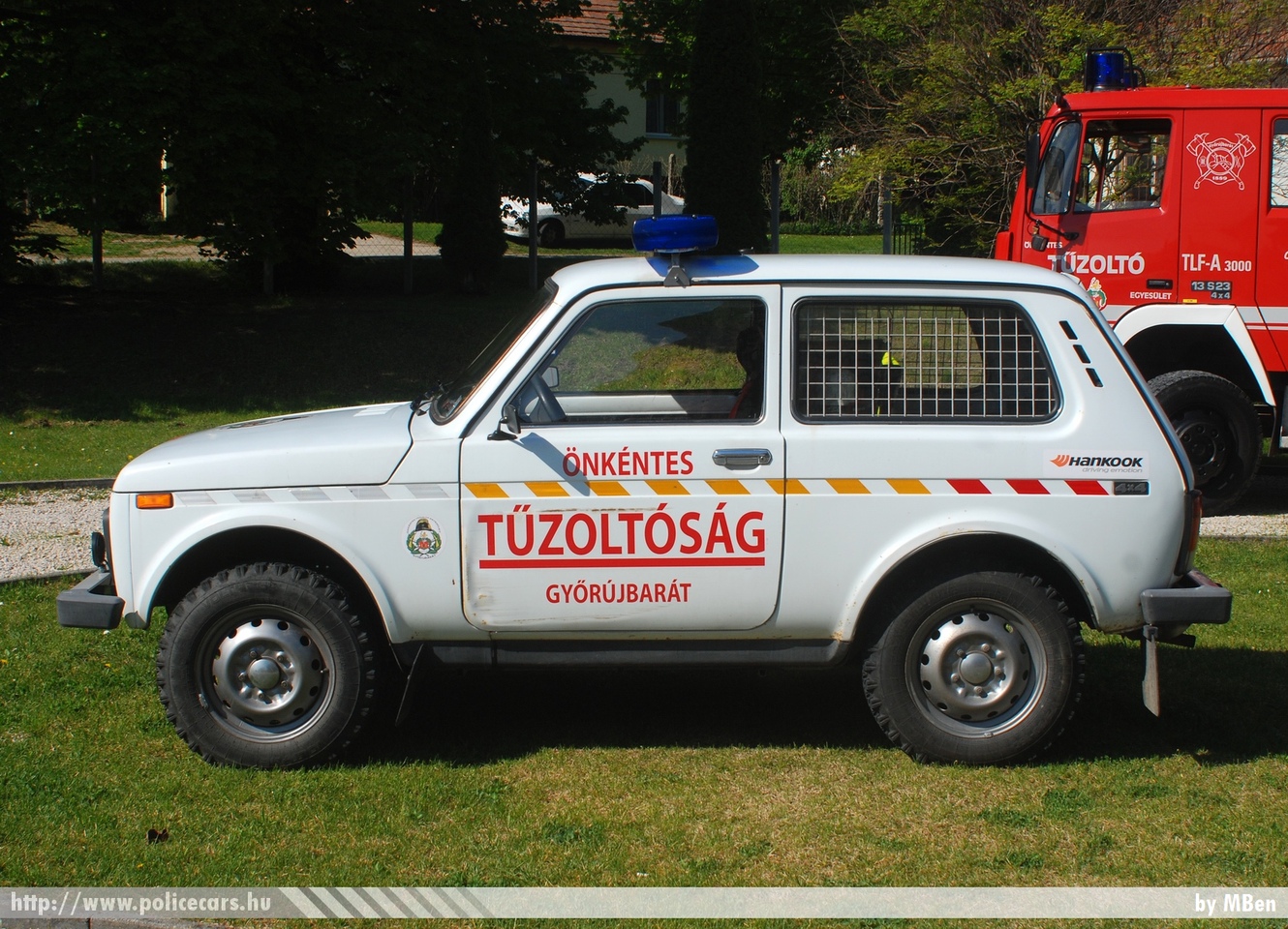 Lada Niva VAZ 2121, Gyõrújbarát Önkéntes Tûzoltó Egyesület, fotó: MBen
Keywords: ÖTE magyar Magyarország tûzoltó tûzoltóautó tûzoltóság Hungary hungarian fire firetruck HHV-678