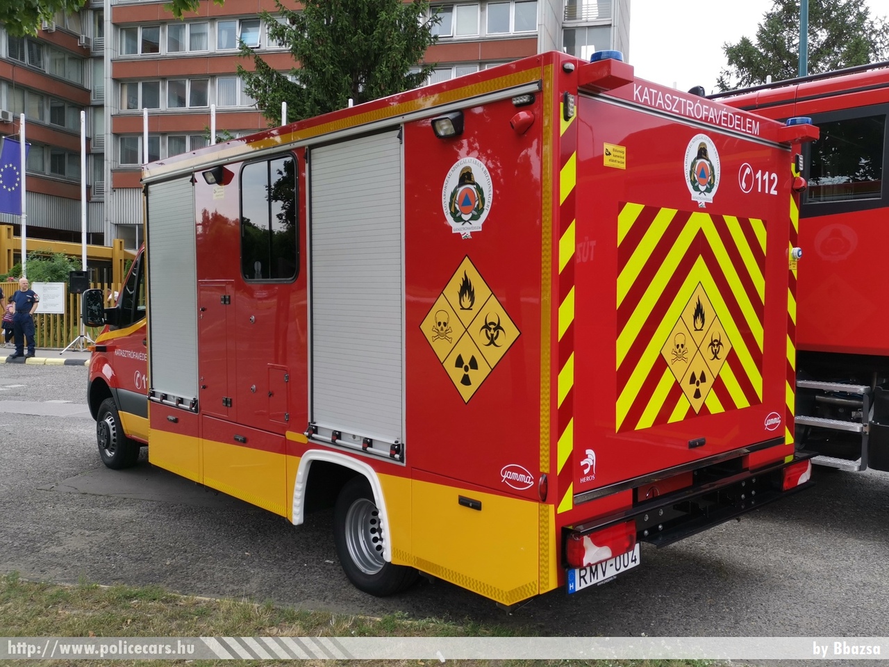 Mercedes Sprinter III Gamma, Katasztrófavédelmi Oktatási Központ, fotó: Bbazsa
Keywords: tûzoltóautó tûzoltó tûzoltóság magyar Magyarország katasztrófavédelem fire firetruck Hungary hungarian RMV-004