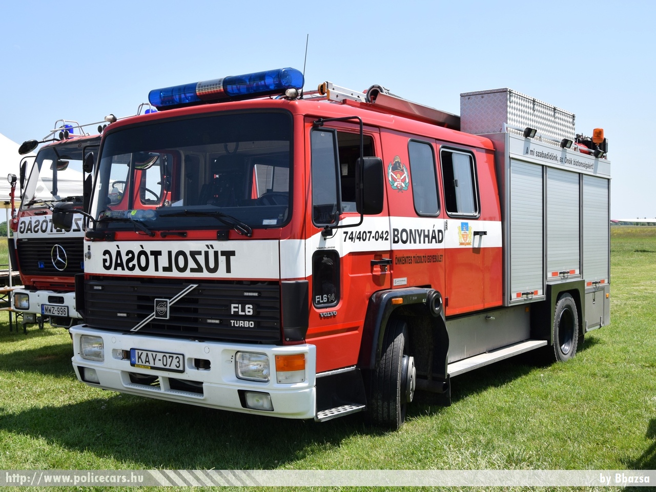 Volvo FL6, Bonyhádi Önkéntes Tûzoltó Egyesület, fotó: Bbazsa
Keywords: ÖTE magyar Magyarország tûzoltó tûzoltóautó tûzoltóság Hungary hungarian fire firetruck KAY-073