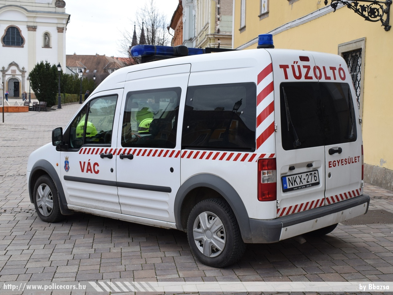 Ford Tourneo Connect, Váci Önkéntes Tûzoltó és Polgárõr Egyesület, fotó: Bbazsa
Keywords: tûzoltó tûzoltóautó tûzoltóság magyar Magyarország ÖTE hungarian Hungary fire firetruck NKX-276