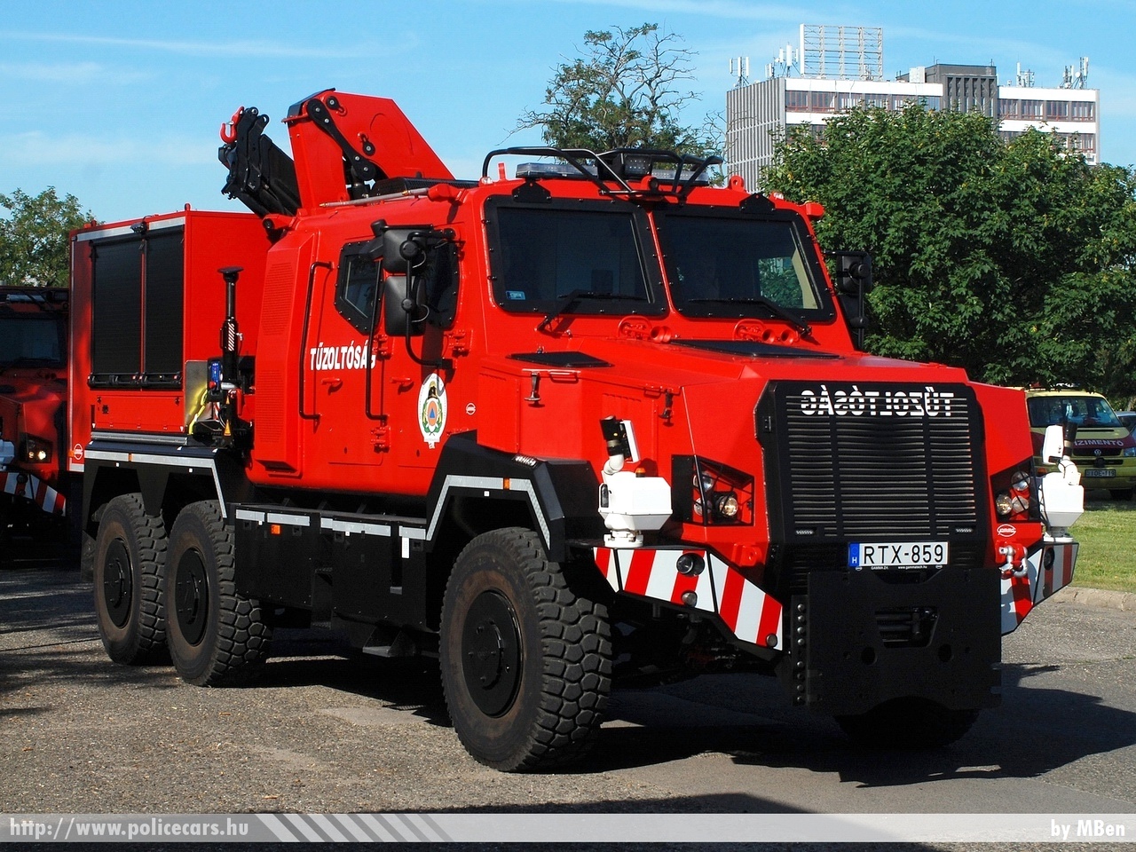 Komondor RDO4336, ? Megyei Katasztrófavédelmi Igazgatóság, fotó: MBen
Keywords: tûzoltóautó tûzoltó tûzoltóság magyar Magyarország katasztrófavédelem fire firetruck Hungary hungarian RTX-859