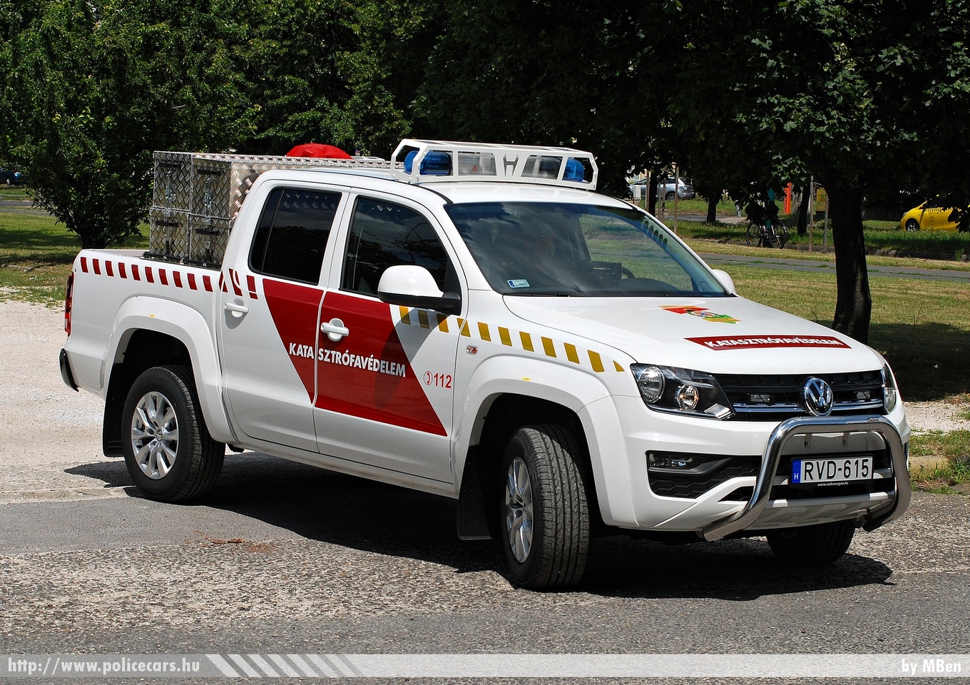 Volkswagen Amarok, fotó: MBen
Keywords: tûzoltóautó tûzoltó tûzoltóság magyar Magyarország katasztrófavédelem fire firetruck Hungary hungarian RVD-615