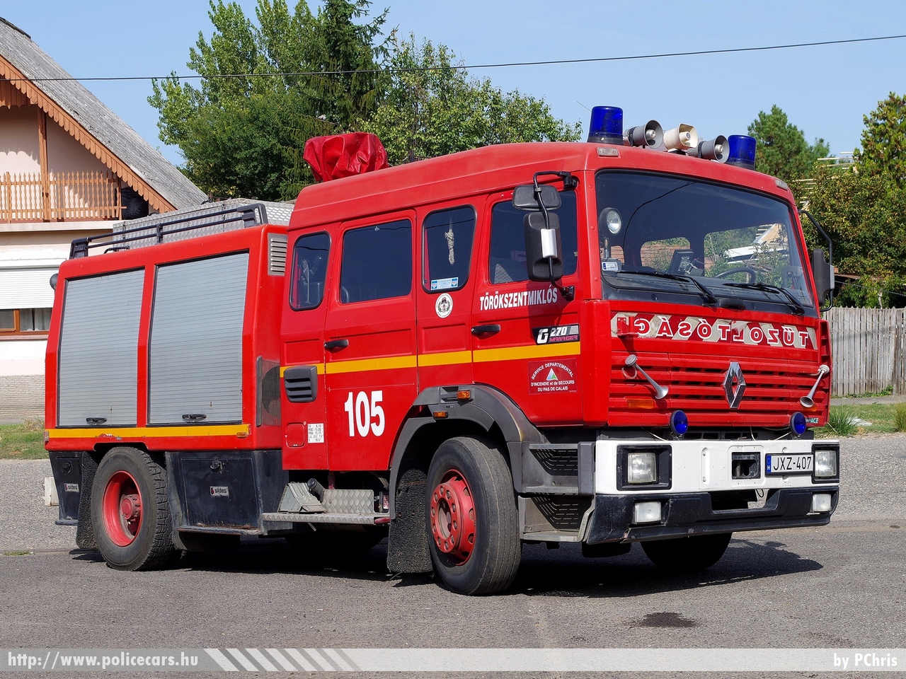 Renault G270 Manager Sides, Törökszentmiklósi Önkormányzati Tûzoltóparancsnokság, fotó: PChris
Keywords: tûzoltóautó tûzoltó ÖTP tûzoltóság magyar Magyarország fire firetruck Hungary hungarian JXZ-407