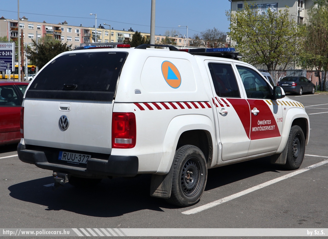 Volkswagen Amarok, Szegedi Vízimentõ és Tûzoltó Szakszolgálat, fotó: Sz.S.
Keywords: tûzoltó tûzoltóautó tûzoltóság magyar Magyarország ÖTE hungarian Hungary fire firetruck RUU-377