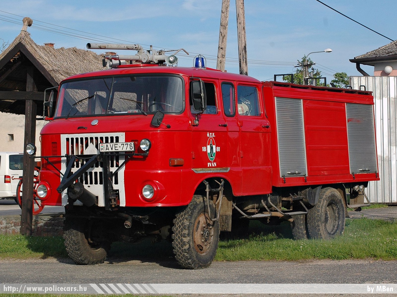 IFA W50, Iváni Önkéntes Tûzoltó Egyesület, fotó: MBen
Keywords: tûzoltó tûzoltóautó tûzoltóság magyar Magyarország ÖTE hungarian Hungary fire firetruck AVE-776