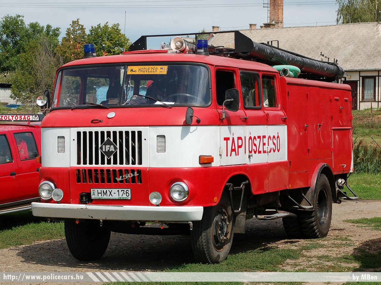IFA W50L, Tápiószecsõi Önkéntes Tûzoltó Egyesület, fotó: MBen
Keywords: tûzoltó tûzoltóautó tûzoltóság magyar Magyarország ÖTE hungarian Hungary fire firetruck HMX-176