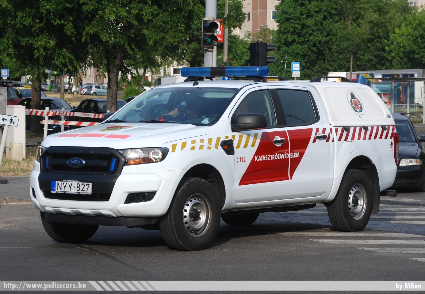 Ford Ranger, fotó: MBen
Keywords: tûzoltóautó tûzoltó tûzoltóság magyar Magyarország katasztrófavédelem fire firetruck Hungary hungarian NYY-827
