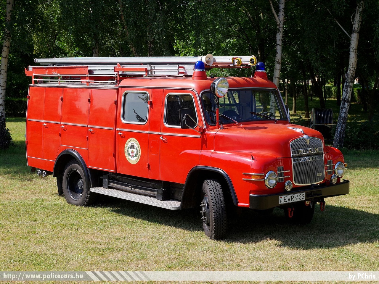 MAN 450, Kecel Város Önkéntes Tûzoltó Egyesülete, fotó: PChris
Keywords: tûzoltó tûzoltóautó tûzoltóság magyar Magyarország ÖTE hungarian Hungary fire firetruck EWR-432