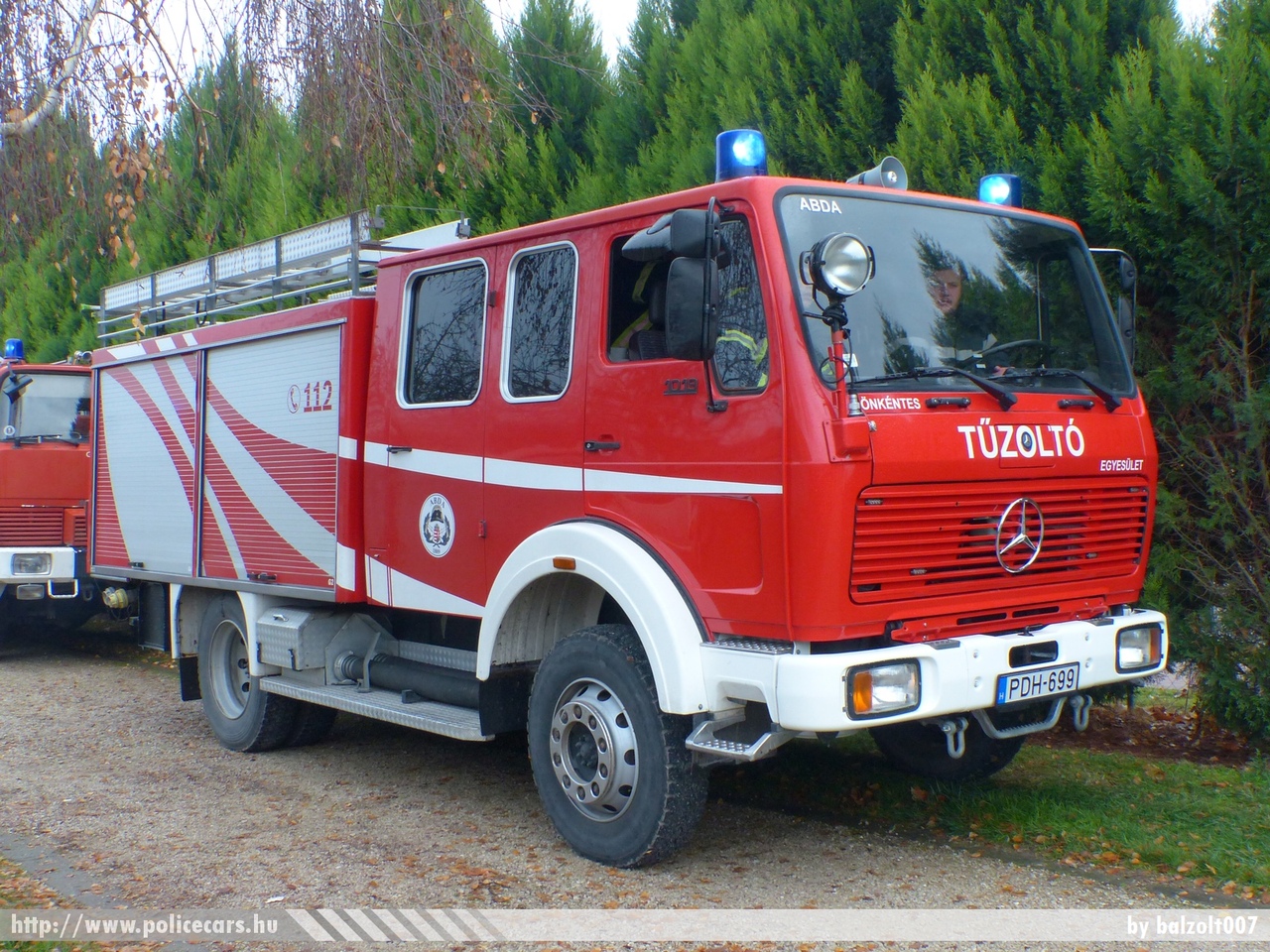 Mercedes 1019, Abda Község Önkéntes Tûzoltó Egyesülete, fotó: balzolt007
Keywords: tûzoltó tûzoltóautó tûzoltóság magyar Magyarország ÖTE hungarian Hungary fire firetruck PDH-699