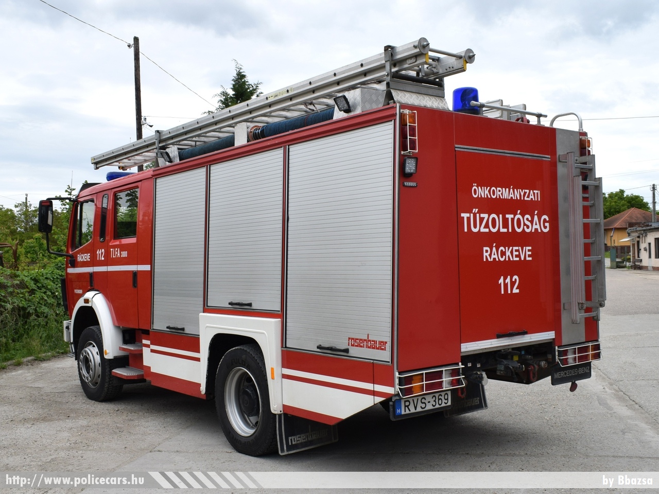 Mercedes 1226, Ráckevei Önkormányzati Tûzoltóparancsnokság, fotó: Bbazsa
Keywords: tûzoltóautó tûzoltó ÖTP tûzoltóság magyar Magyarország fire firetruck Hungary hungarian RVS-369